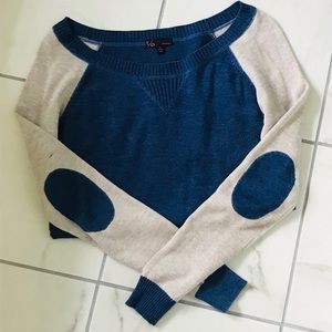 Navy and cream light sweater
